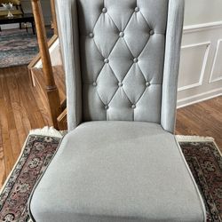 Accent Chair 
