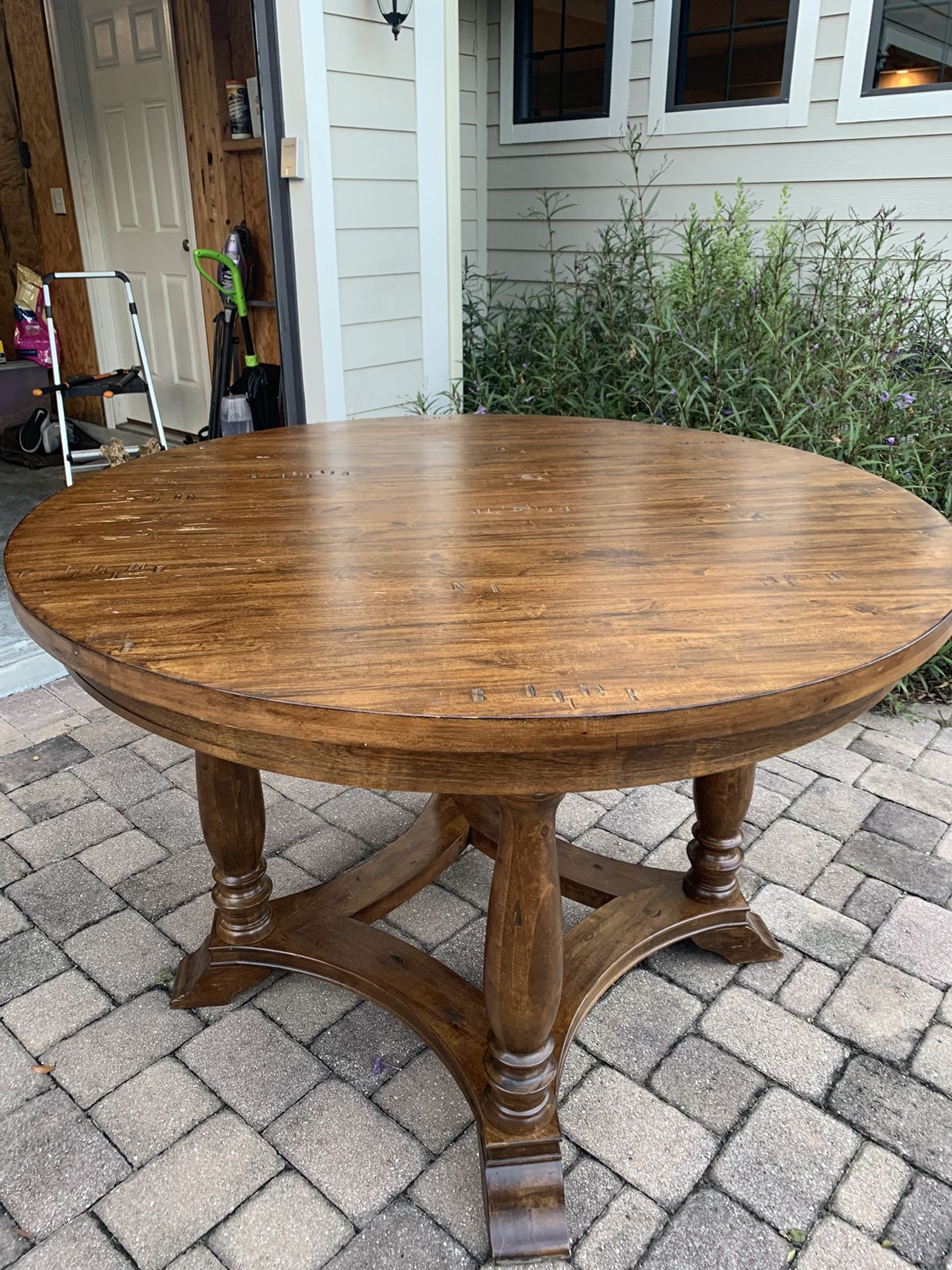 Haverty’s Kitchen Table