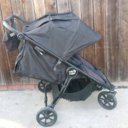 Double Baby Jogger Stroller Like New 