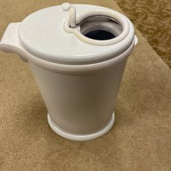 Ubbi diaper Pail