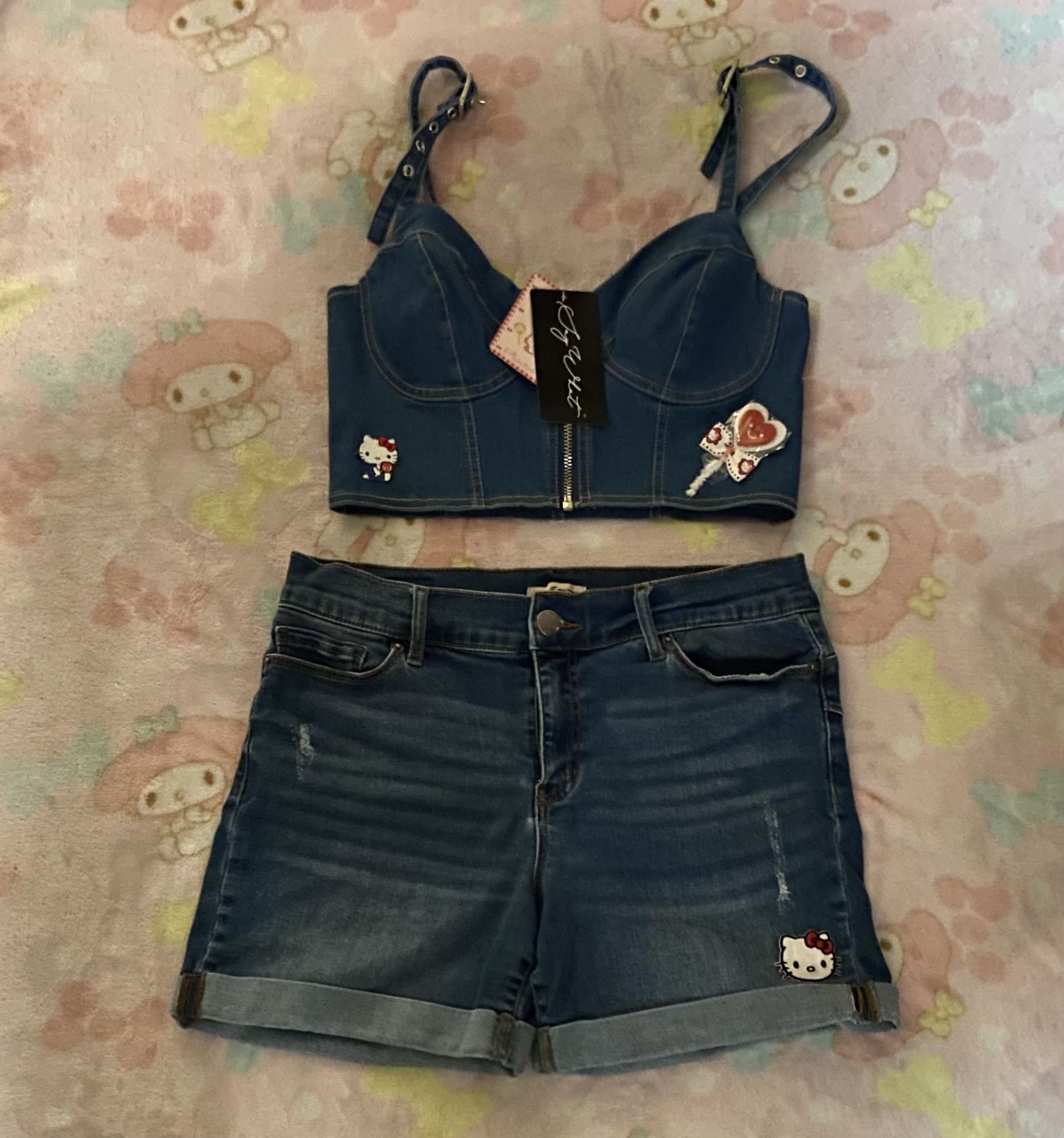 Hello Kitty Sexy Sweet Treat 2pc Set Cropped Top**NEW w/tags **With Shorts (Juicy couture ) Y2K 