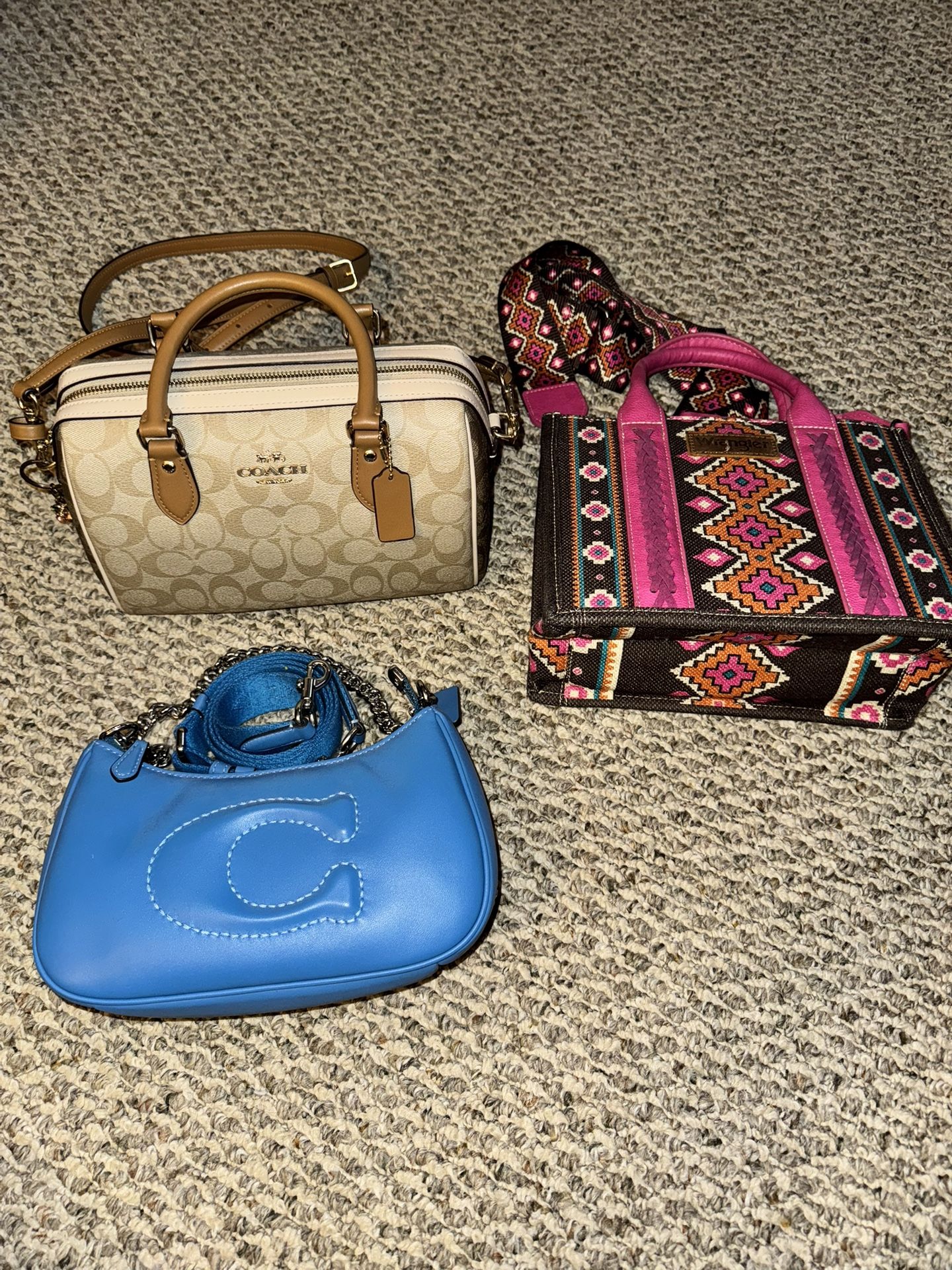Womens purses 