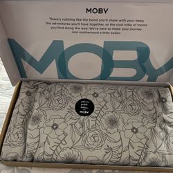 New Petunia Pickle Bottom Moby Wrap 