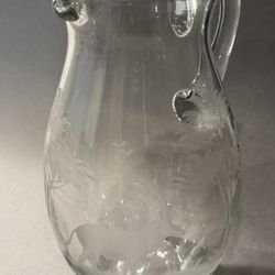 Queen Lace Kenyan-African 56 Oz Pitcher - 8 1/4" Ante with no cracks. 