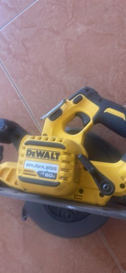 Delwalt flex