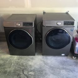 Washer & Dryer Stackable