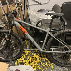 Mountain Bike 