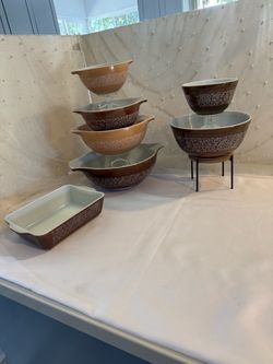 Pyrex woodland Cinderella set plus 3