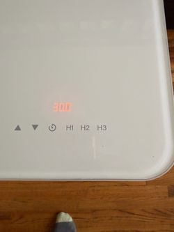 Computer table goes up and down