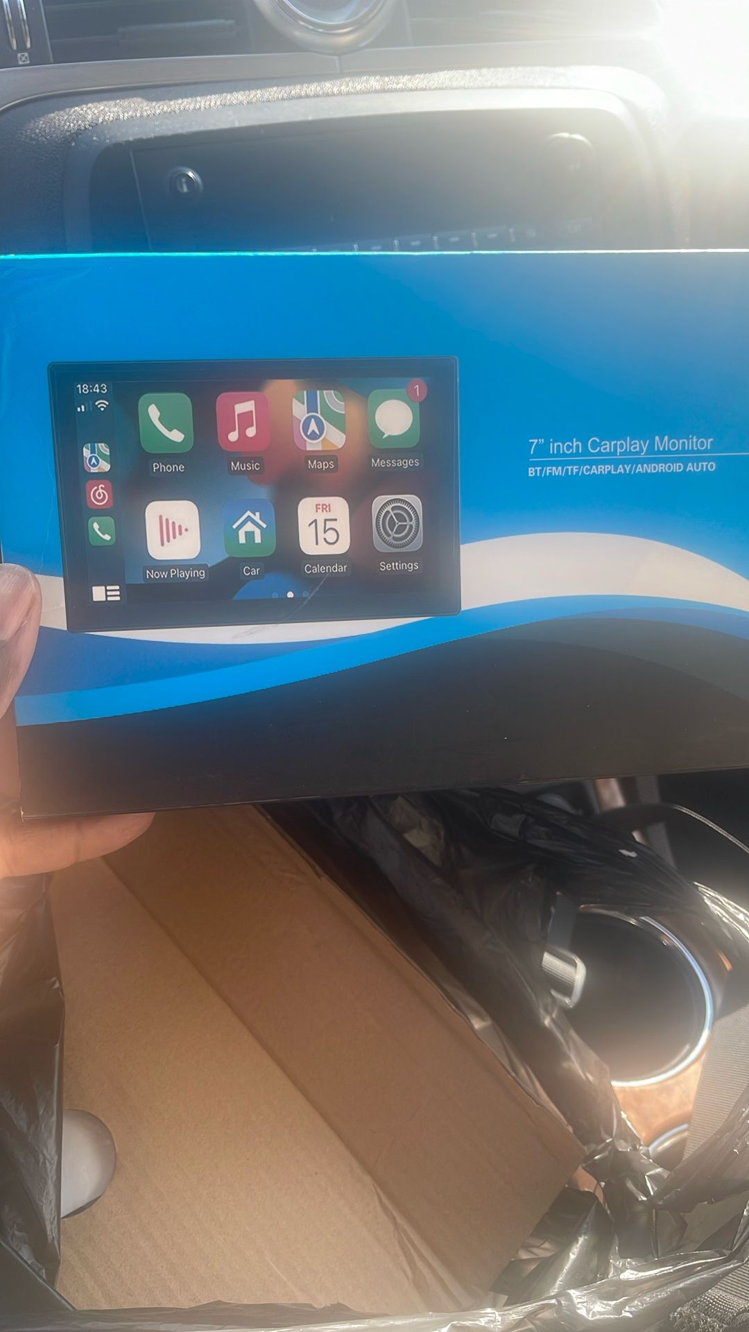 CarPlay monitor