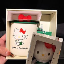 Starbucks Hello Kitty Starbucks Set 