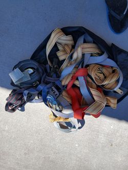 Miscellaneous ratchet/tow straps