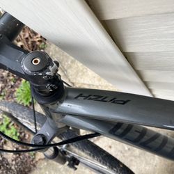 Specialized Pitch Bike