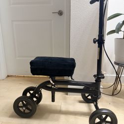 Knee Scooter with Memory Foam Pad – Excellent Condition