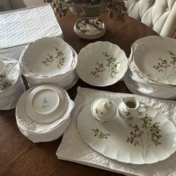 Romantica Fine China