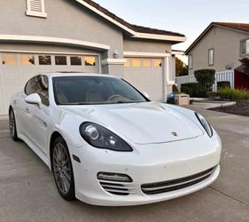 2013 Porsche Panamera