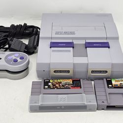 Super Nintendo SNES Console SNS-001 With Two Controllers - Tested And Working