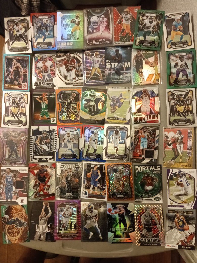 80$ 🏈 🏀 42 Card Lot (Worth Over $125+)