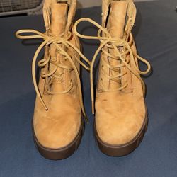 Women’s Timberland Heels 