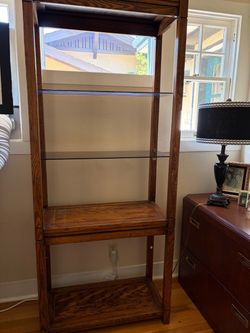 Bookcase/shelving