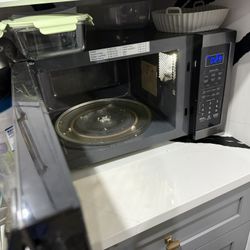 Lightly Used Sharp Microwave Oven