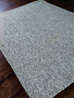 Pebble 8x10 Area Rug