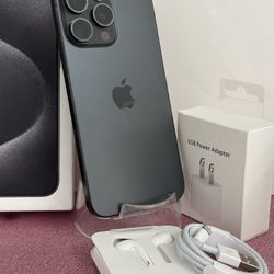 IPhone 15 Pro Max (256gb) Black UNLOCKED 