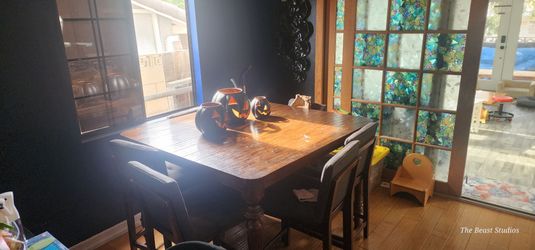Free table with 6 chairs