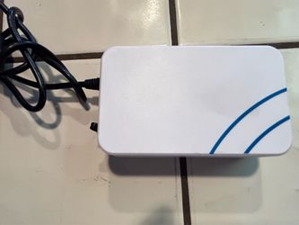 Oxygen  lithium battery charger 14.8. With 7 differen