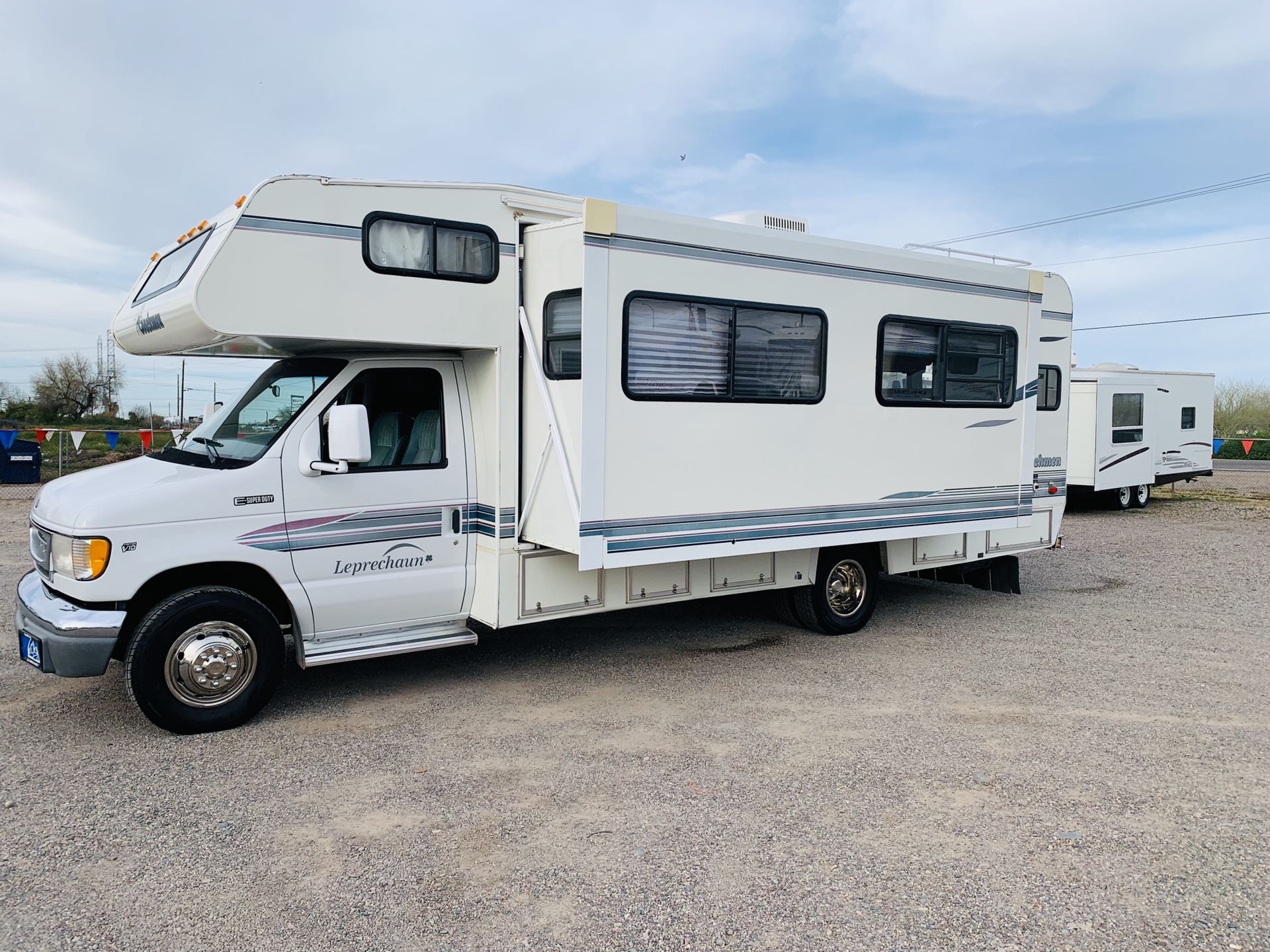 Hi I am1999 Coachman leprechaun class c 26 ft super slide out for Sale ...