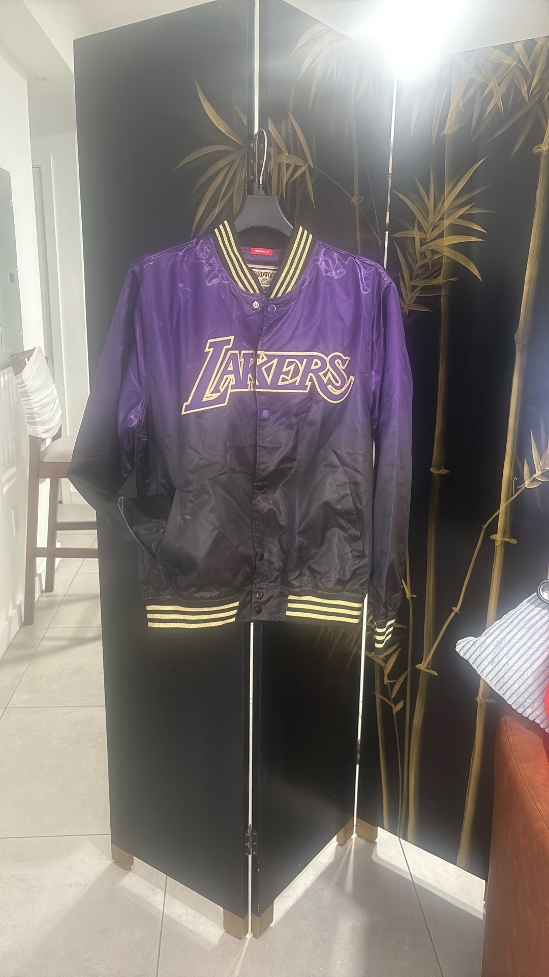 NBA Lakers team beautiful Jacket Size M