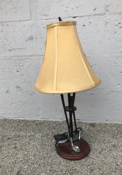 Golf lamp for desk 18 “ high 3 club base Unique