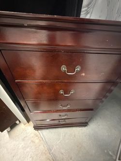 Cherry Wood 5-Drawer Chest Dresser- can be refurbished