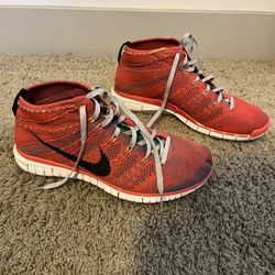 Men’s Nike Flyknit Chukka Shoes