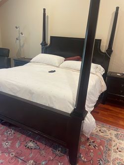 Cal King Bed with 2 Night Stands