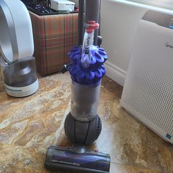 Dyson DC50 vacuum cleaner