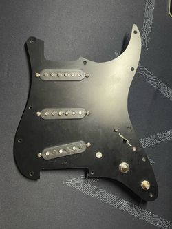 Loaded pickguard GFS Blues