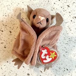 Vintage 1997 Ty Beanie Babies Batty the Bat