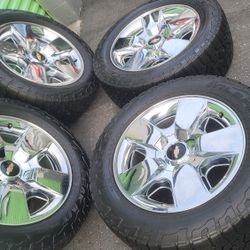 Wheel 20 6 Lugs Like New