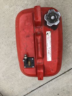 Suzuki 6 Galón  Gasoline Conteiner 