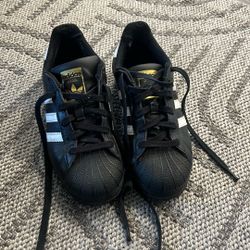 Adidas Superstar Boys Size 5.5