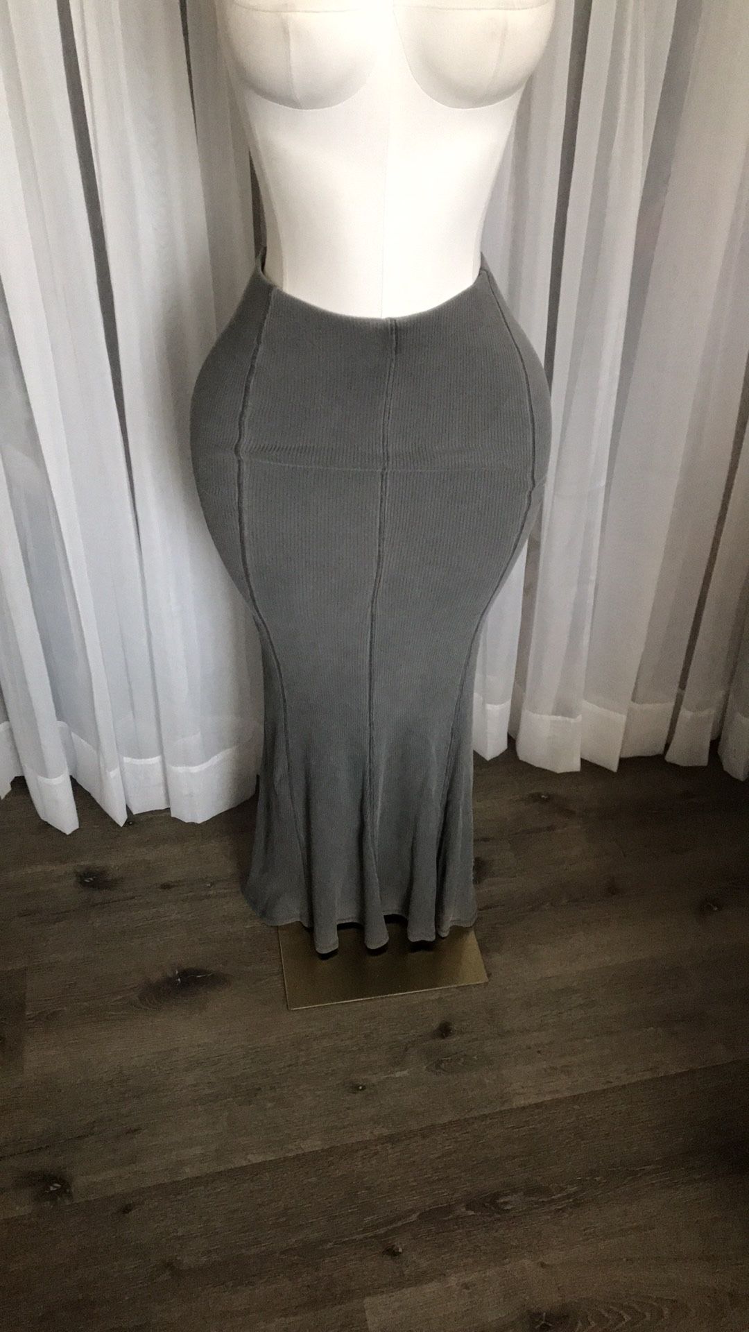 Mineral Wash Ribbed Mermaid Skirt Size S (oversized)