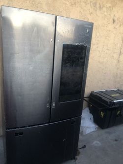 Samsung Bespoke 4 Door Flex French Door Smart Refrigerator