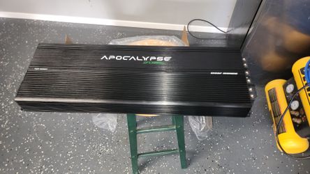Deafbonce ASA6000.1 Amp brand new