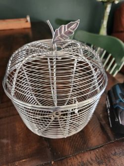 Wire Egg Basket