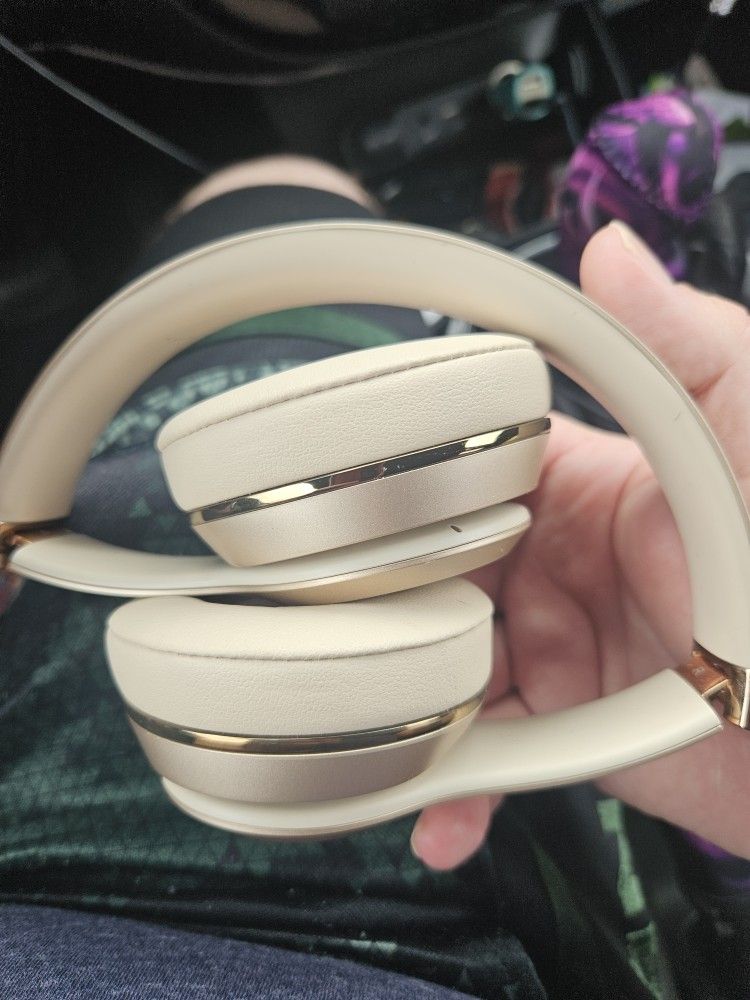 Beats Solo 3 In Excellent Condition