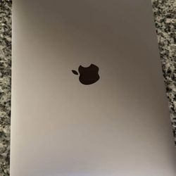 Apple Macbook 8gb  m1 chip