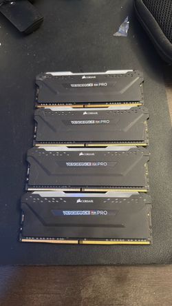 Corsair Vengeance RGB Pro RAM Kit (4 Sticks)