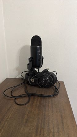 Blue Yeti Microphone and Headphones