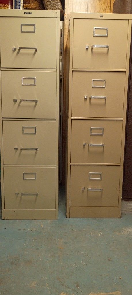 Fileing Cabinets  Clean Willing To Deliver And Custom Paint If U Want.